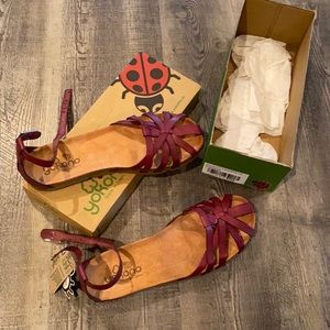 NWT Yokono sandals
